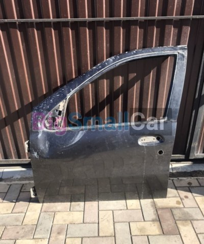 Передняя левая дверь Fiat albea